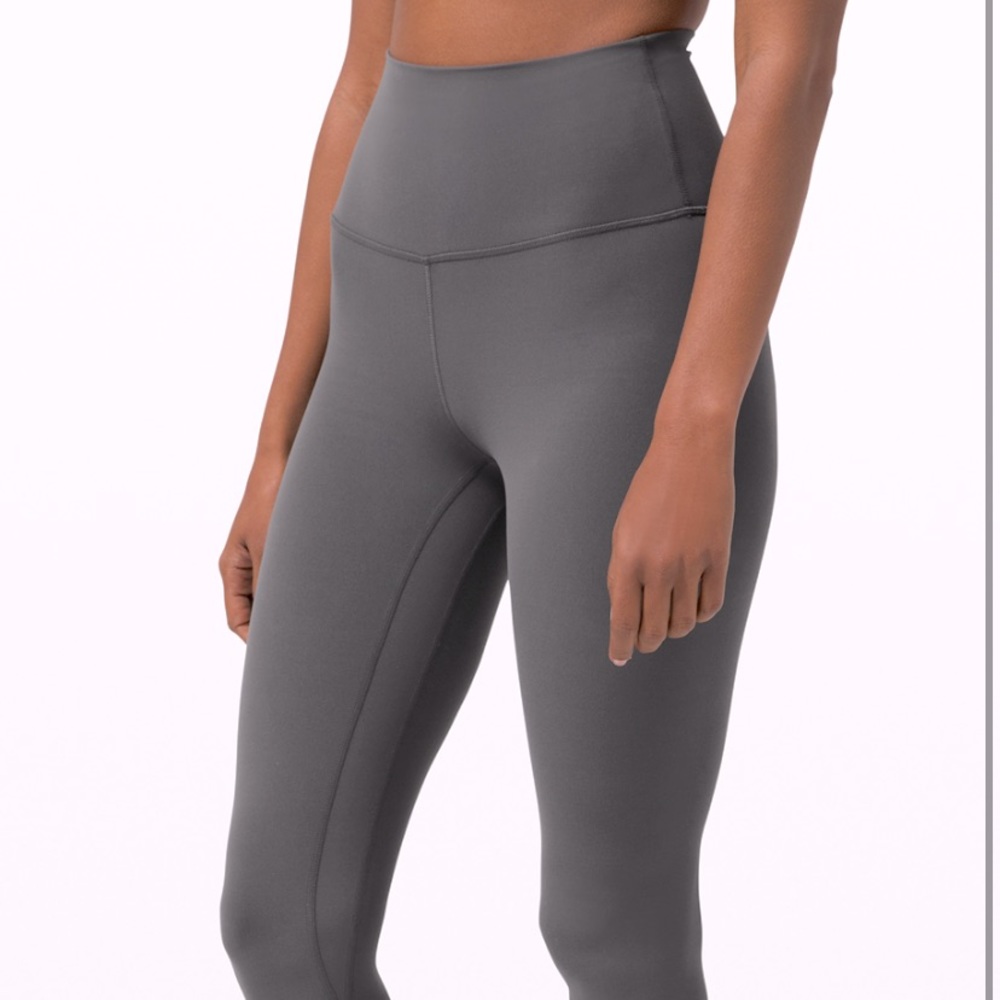 Lululemon align 28”